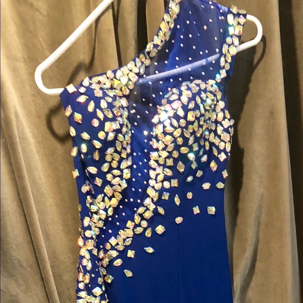 Formal full length prom gown. Blue w/iridescent - Picture 2 of 7